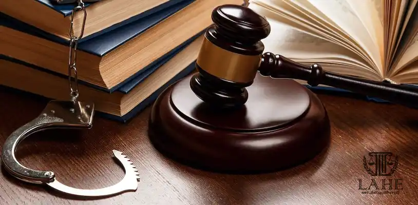 جعل مدارک اقامت و آثار کیفری آن برای ایرانیان